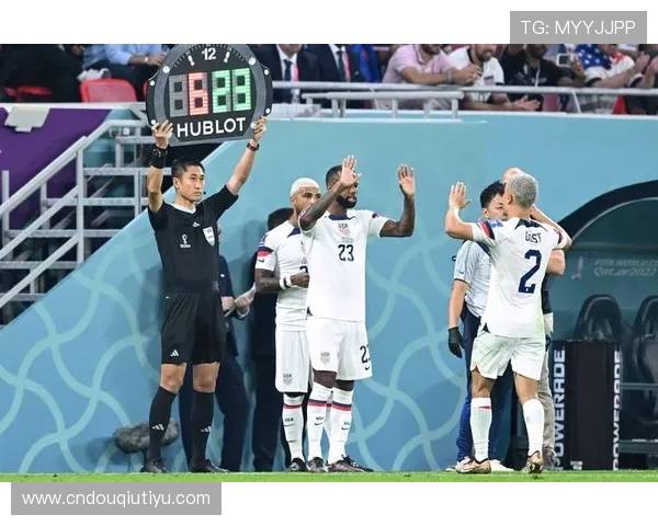 斗球即时比分实时更新，掌握每场比赛最新动态